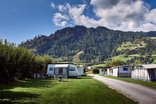 Gaestehaus Kastenhof ザンクト・ヨーハン・イム・ポンガウ エクステリア 写真